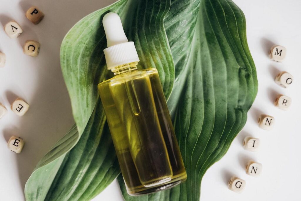 Quais são os benefícios do óleo de argan para o cabelo?