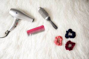 Como secar o cabelo de forma correta?